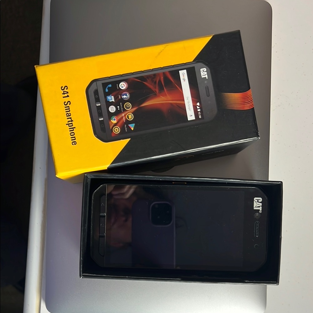 S41 Smartphone - Black